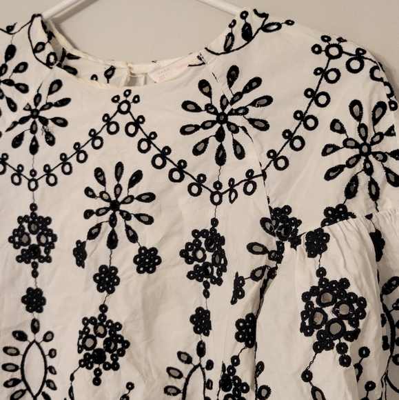 Zara Eyelet Crop Top - Picture 4 of 13